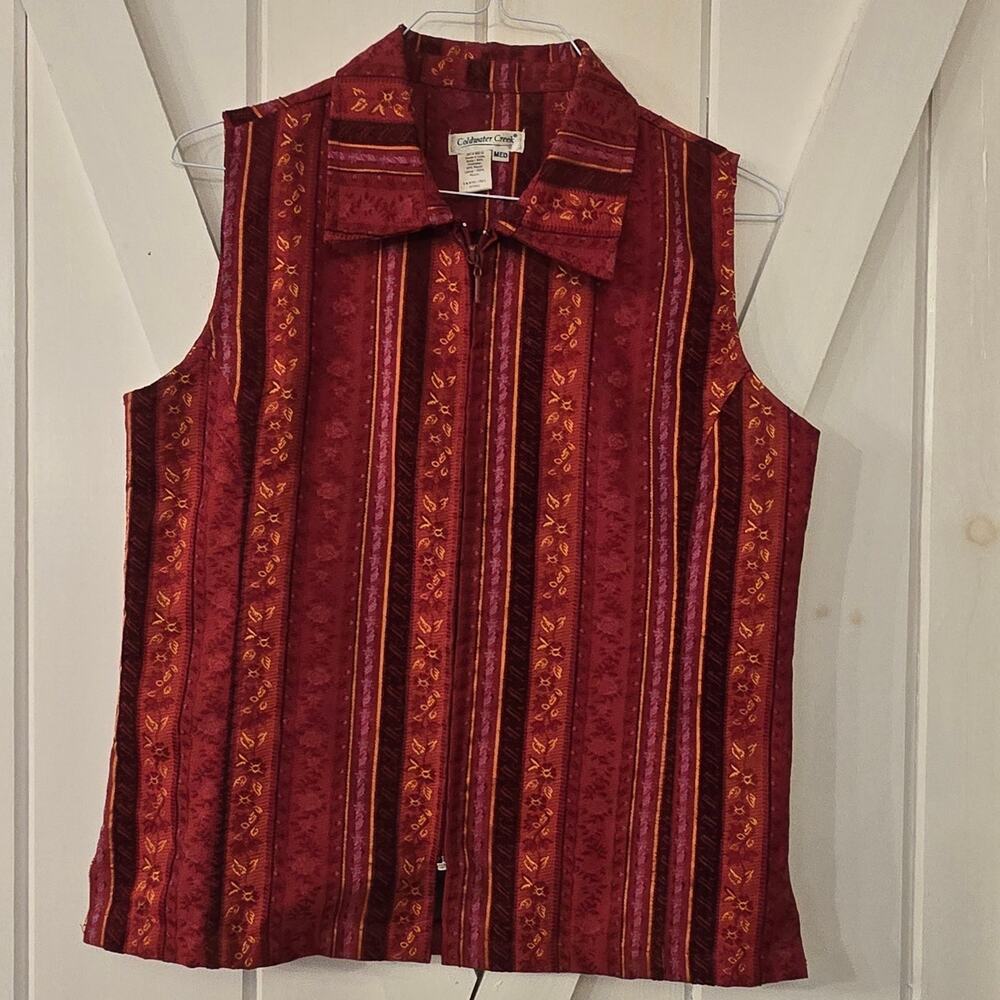 Coldwater Creek Red floral tapestry Vest Zip Up Made In India Size Med.
